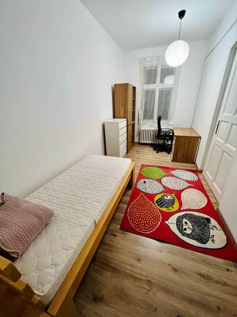 Tani mały pokój do wynajęcia Zabrze dla studenta